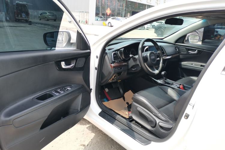 Used Kia K4 2014 1.8L Automatic GLS Driver Seat