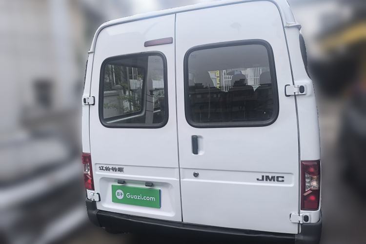 Used JMC Transit 2019 2.8T Commercial Version Short Wheelbase Mid-Roof 6-Seater China VI JX493 Rear