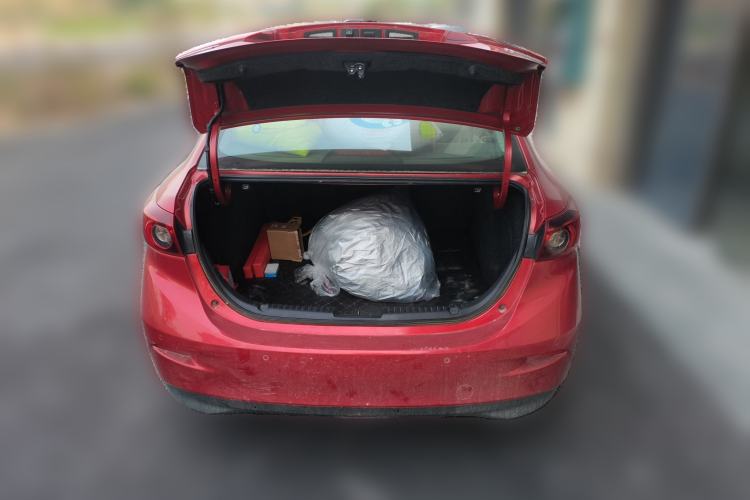 Used Mazda 3 Axela 2014 Sedan 2.0L Automatic Sport Model Trunk