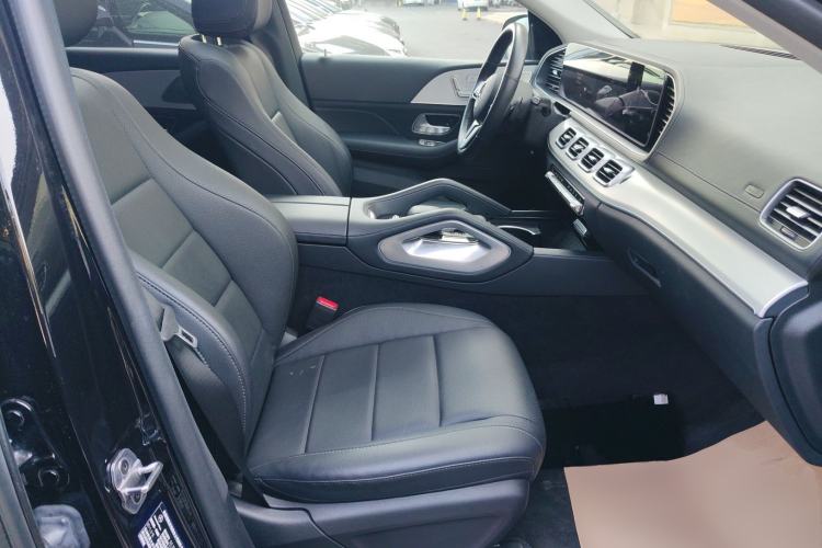 Used Mercedes-Benz GLE New Energy 2021 GLE 350 e 4MATIC Coupe SUV Right Front Seat