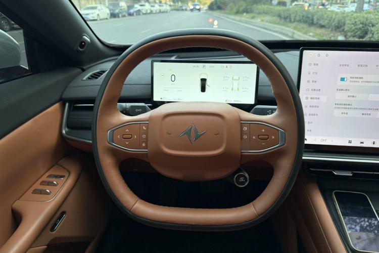 Used Dongfeng eπ eπ007 2025 Model Pure-Electric 565 All-Wheel-Drive Max Leading Edition