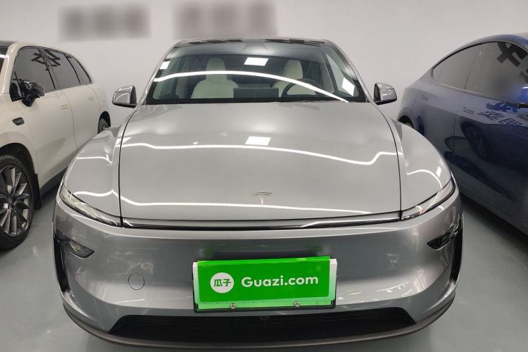 Used Tesla Model Y 2025 Long-Range All-Wheel Drive First Edition