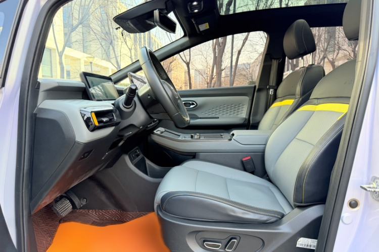 Used AION Y 2022 70 Tech Edition Lithium Iron Phosphate
