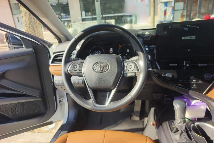Used Toyota Camry 2021 2.5G Luxury Edition
