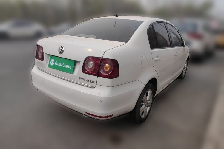 Used Volkswagen Polo 2011 Jingqu 1.6L Manual - Real Cool Edition