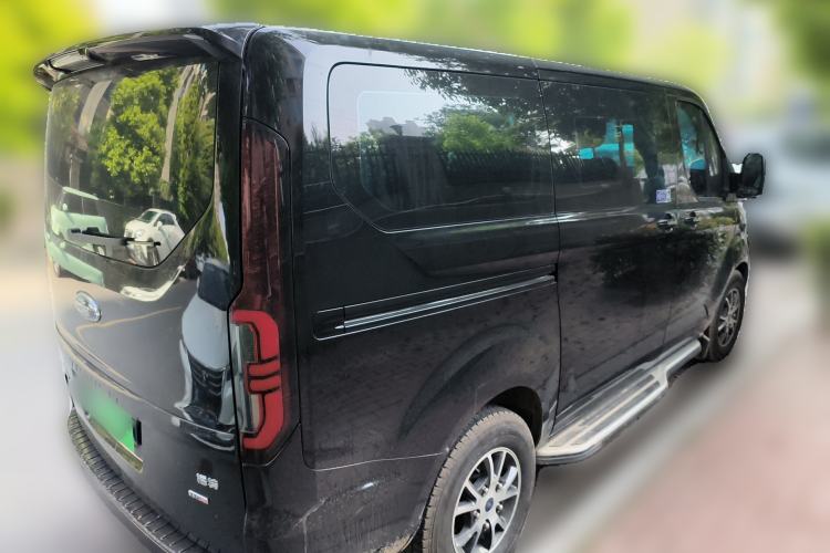 Used Ford Transit 2023 2.0T Diesel Automatic Commercial Van Short Wheelbase Low Roof—7/8/9-Seater