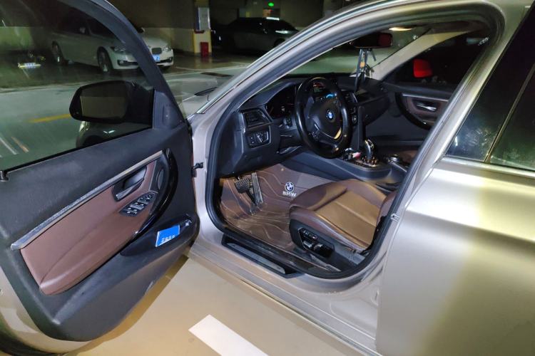 Used BMW 3 Series 2018 320Li Leading Luxury Package Driver Seat