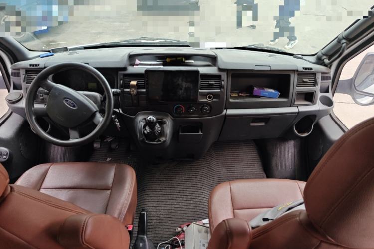 Used Ford Transit Custom 2016 2.2T Long-Wheelbase 6/7-Seater Mid-Roof Multi-Purpose Vehicle
