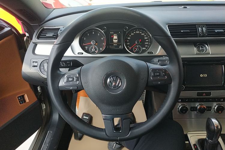 Used Volkswagen FAW-Volkswagen CC 2016 1.8TSI Luxury Model
