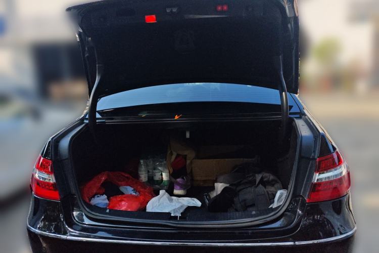 Used Mercedes-Benz E-Class 2010 E 300 L Fashion Model