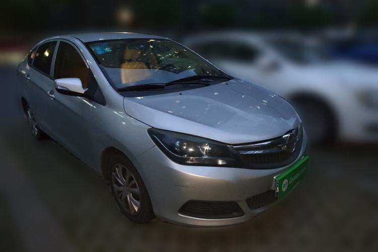Used Haima M3 2013 1.5L Manual Base Version Front Right 45 Deg