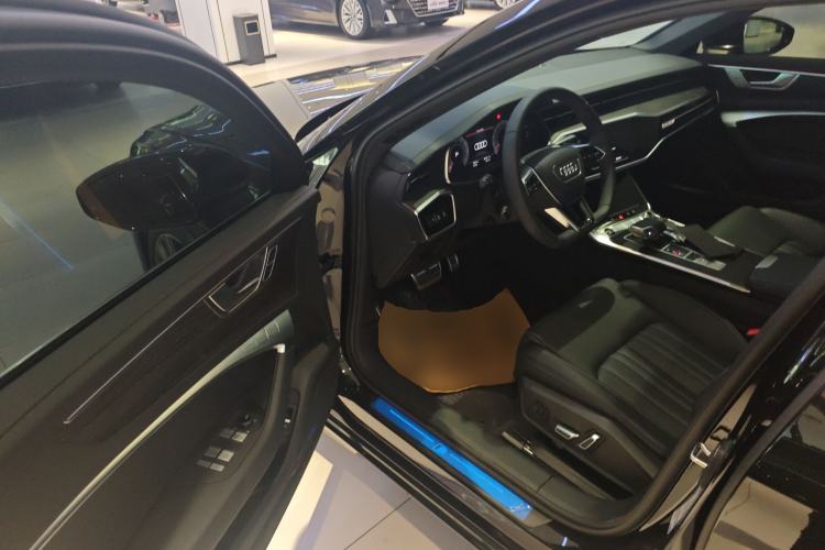 Used Audi A6L 2026 45 TFSI quattro Prestige Dynamic Edition + Premium Package Driver Seat