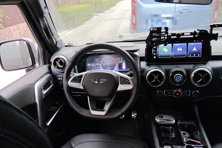 Used BAIC Off-Road BJ40 2021 2.0D Automatic Four-Wheel Drive Blade Hero Edition Adventurer Type Steering Wheel
