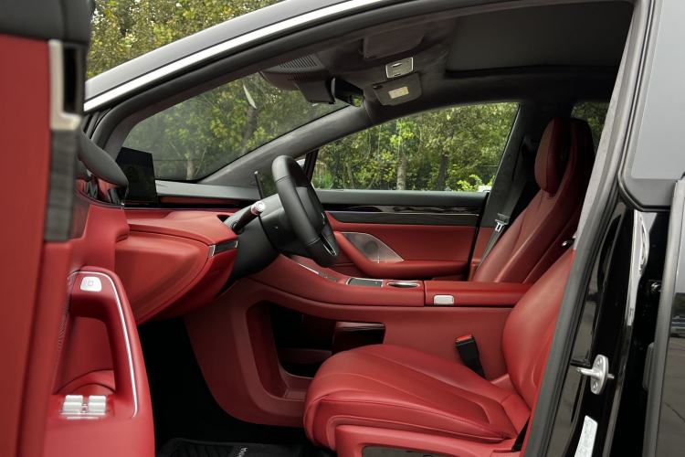 Used Hima Luxeed R7 2024 All-Electric 736 km Ultra