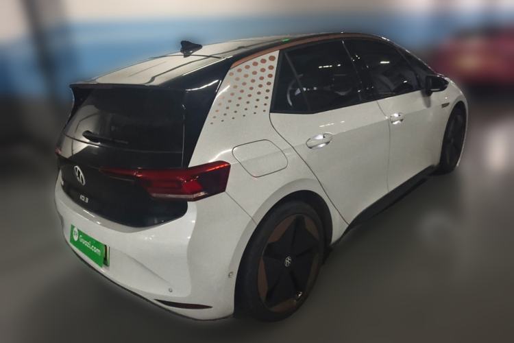 Used Volkswagen ID.3 2022 Pro Smart Edition Rear Right 45 Deg