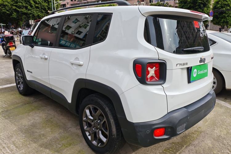 Used Jeep Renegade 2018 Connected Large Screen Version 180T Automatic Kinetic Edition+ Rear Left 45 Deg