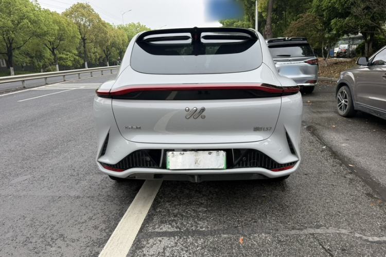 Used IM LS7 2023 100kWh Lux Rear-Drive Version