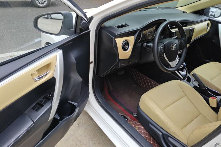 Used Toyota Corolla 2017 Revised Dual-Engine 1.8L E-CVT Elite Edition