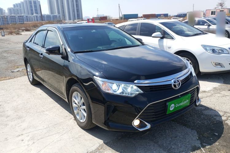 Used Toyota Camry 2016 2.0E 10th Anniversary Elite Edition
