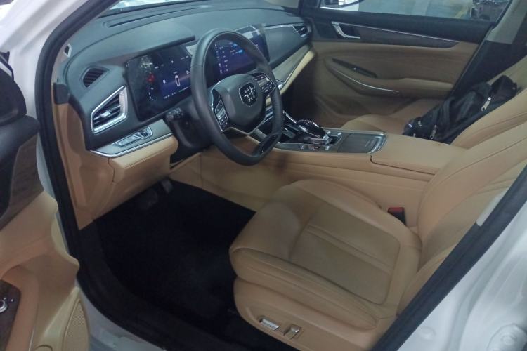 Used Landian E5 2023 1.5L DE-i 100KM Zhenxiang Edition 7-Seater
