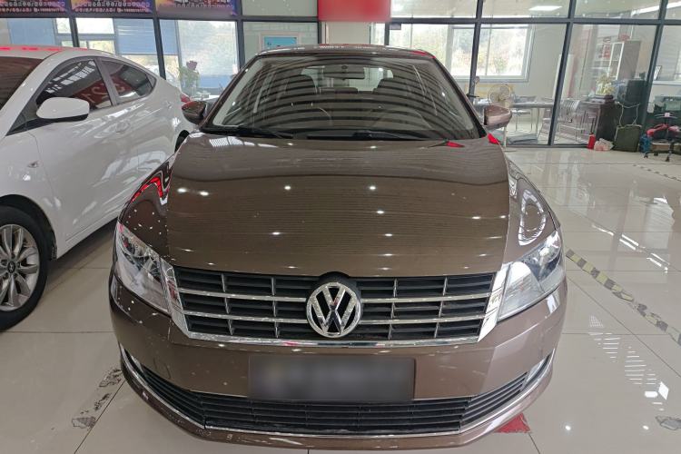 Used Volkswagen Gran Lavida 2013 1.6L Automatic Comfort Model
