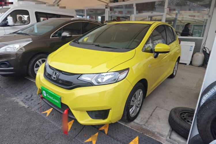 Used Honda Fit 2016 1.5L LXS CVT Comfort Sunroof Version