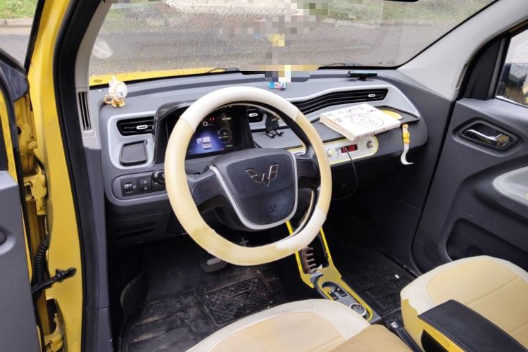 Used Wuling Hongguang MINIEV 2022 Macaron Premium Model – Lithium Ternary Battery