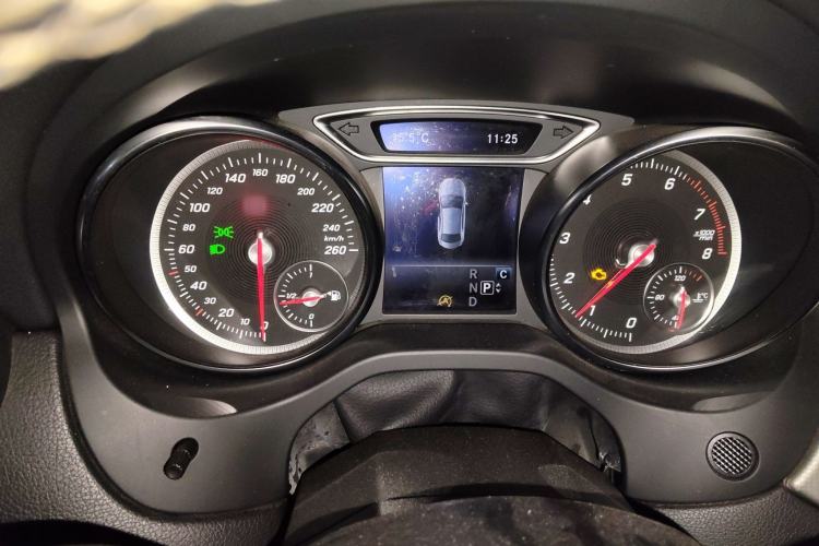 Used Mercedes-Benz CLA 2017 Facelifted CLA 200 Stylish Edition Instrument Cluster