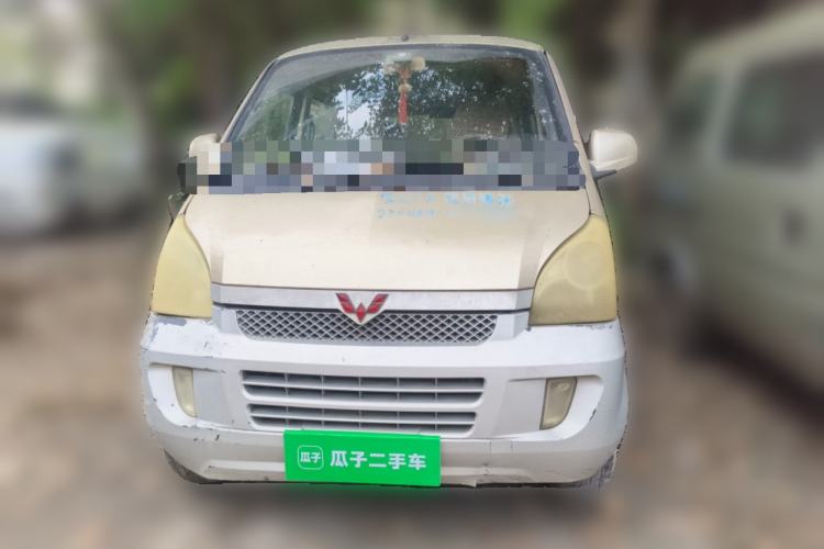 Used Wuling Rongguang 2011 1.2L Base Version
