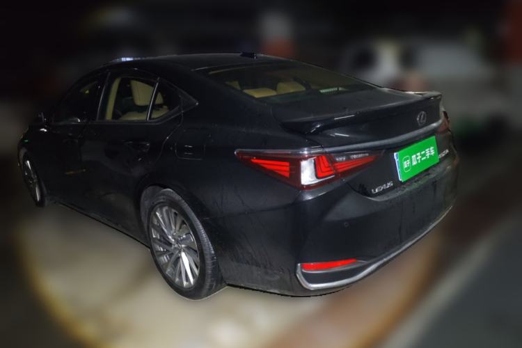 Used Lexus ES 2023 200 Excellence Edition