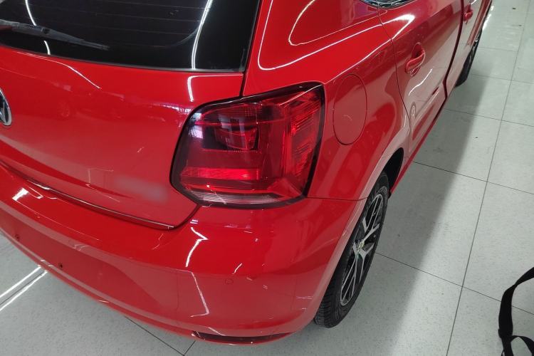 Used Volkswagen Polo 2016 1.6L Automatic Comfort Model Exterior 3