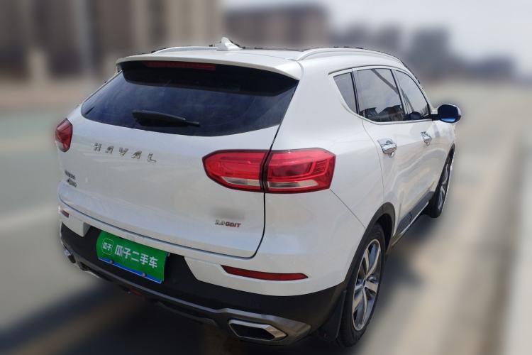 Used Haval H6 2017 Red Label 2.0T Automatic Two-Wheel Drive ZhiShang Model