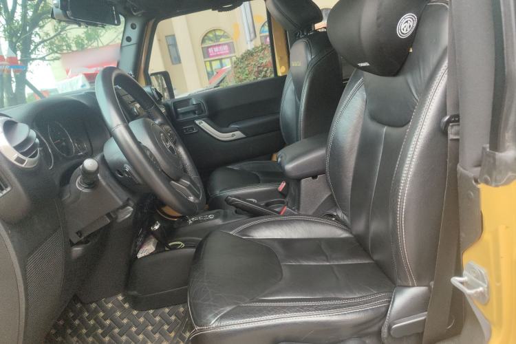 Used Jeep Wrangler 2013 3.6L Sahara two-door model