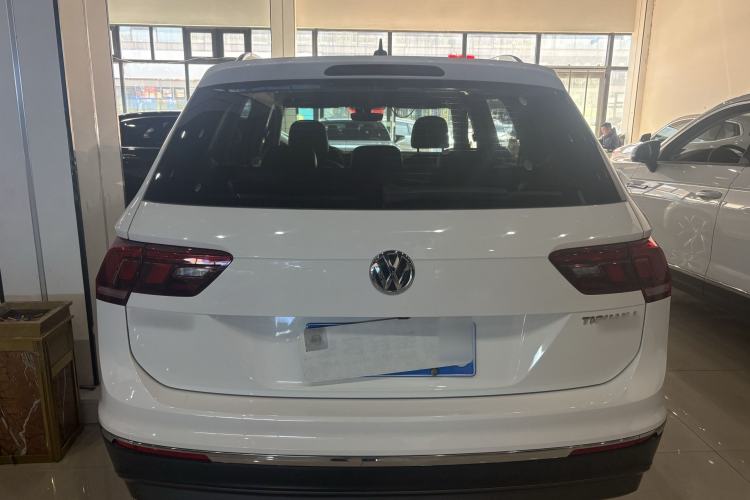 Used Volkswagen Tiguan L 2019 Revised 330TSI Automatic Two-Wheel Drive Smart & Luxury Edition China VI Standard
