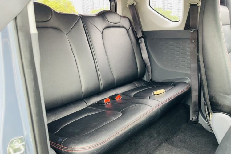 Used Wuling Hongguang MINIEV 2021 Macaron Sandwich Model 170 km Lithium Ternary