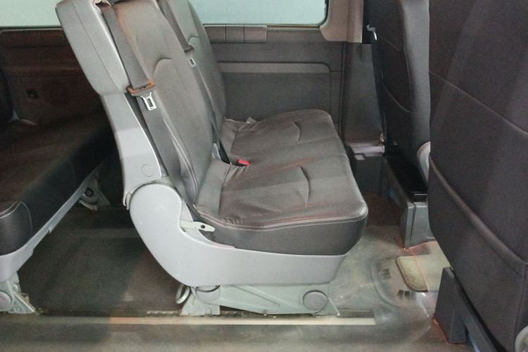 Used Mercedes-Benz Vito 2010 2.5L Elite Edition Left Rear Seat
