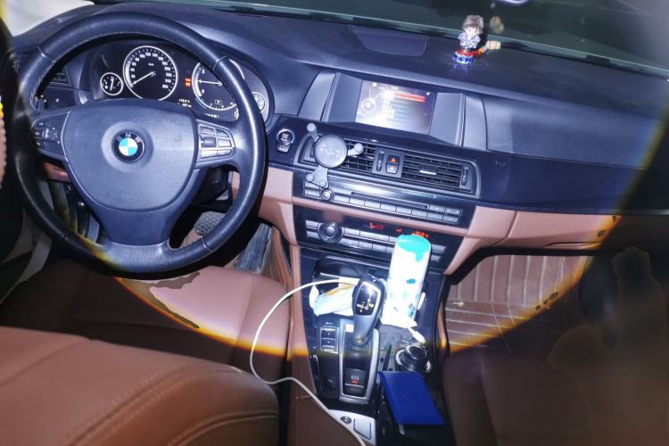 Used BMW 5 Series 2014 520Li Elegant Model
