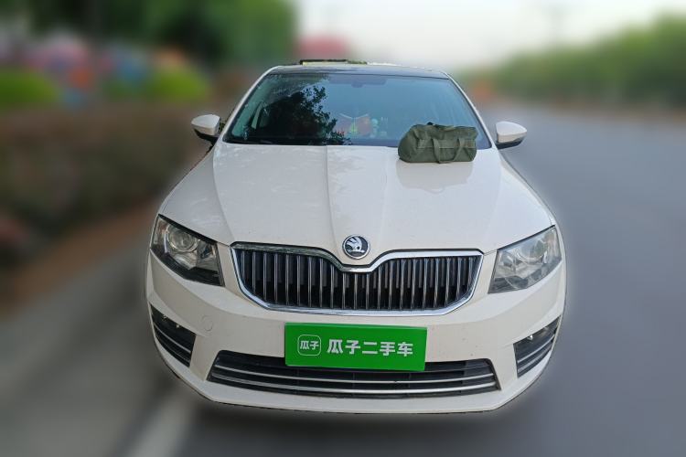 Used Skoda Octavia 2017 1.6L Automatic Smart Drive Edition
