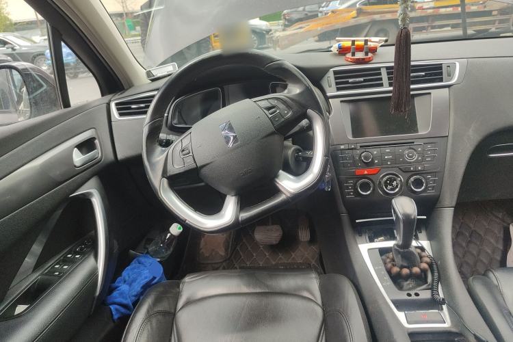 Used DS 5LS 2016 1.6T Elegant Edition THP160