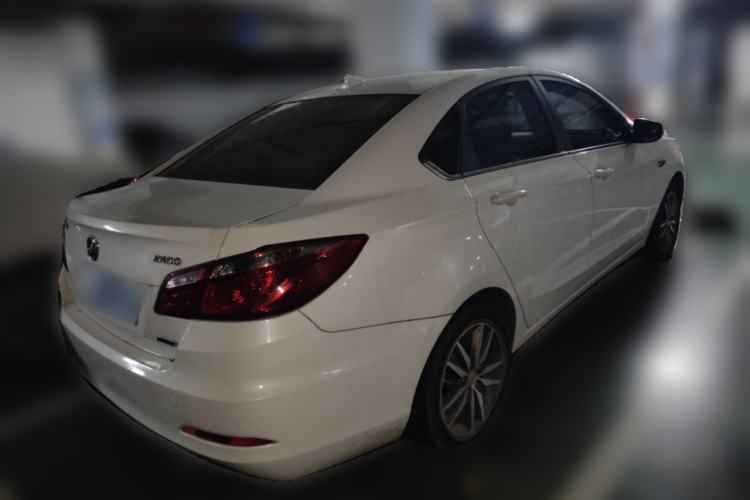 Used CHANGAN Eado 2015 1.6L Manual Luxury Model China IV Standard Rear Right 45 Deg