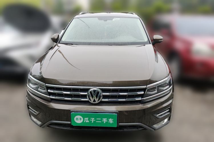 Used Volkswagen Tiguan L 2017 380TSI Automatic All-Wheel-Drive Luxury Edition Front