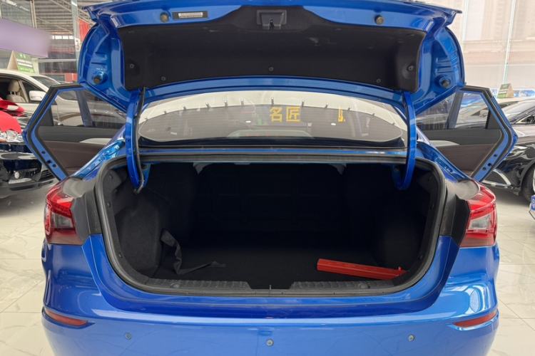 Used Changan Eado New Energy 2019 EV460 Shared Version
