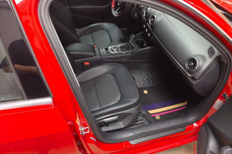 Used Audi A3 2018 30th Anniversary Edition Sportback 35 TFSI Ambition Model
