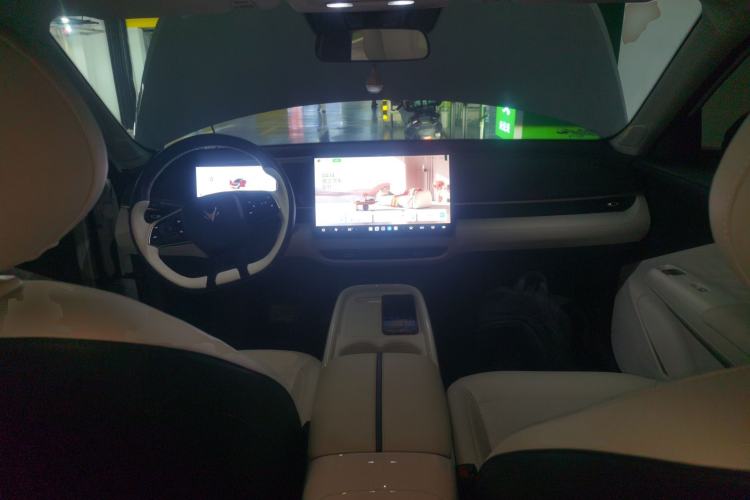 Used ARCFOX T1 2025 Model 425 PLUS
