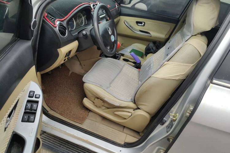 Used JMC Yusheng S350 2013 2.4T Two-Wheel-Drive Special Edition