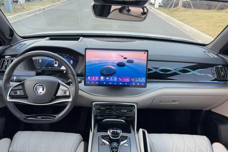 Used BYD Tang New Energy 2022 EV 635 km All-Wheel-Drive Flagship Model