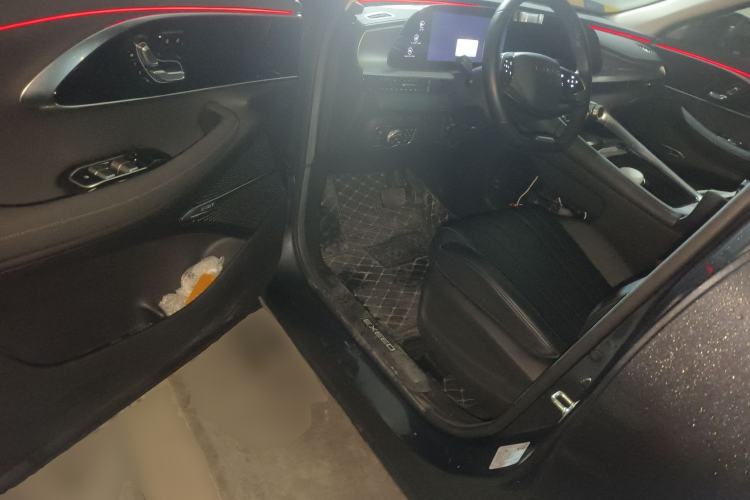 Used EXEED Lingyun 2024 300T Two-Wheel Drive Starlight Edition
