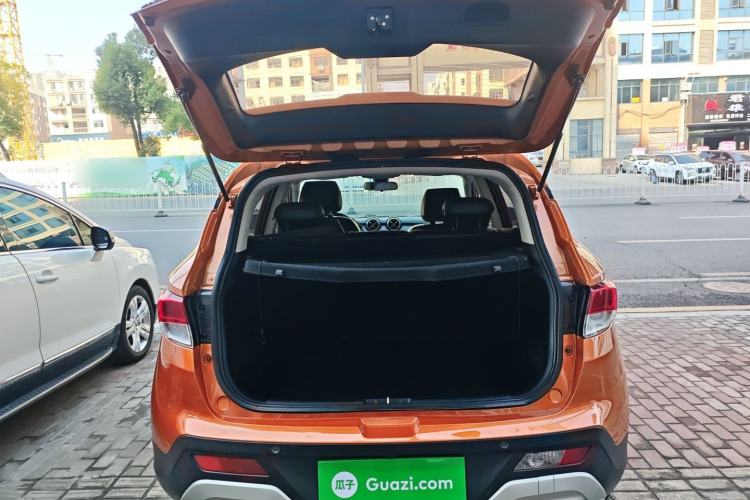 Used Soueast DX3 2016 1.5T CVT Flagship Model
