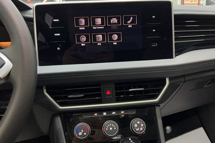 Used Volkswagen Sagitar 2023 300TSI DSG Flyover Edition