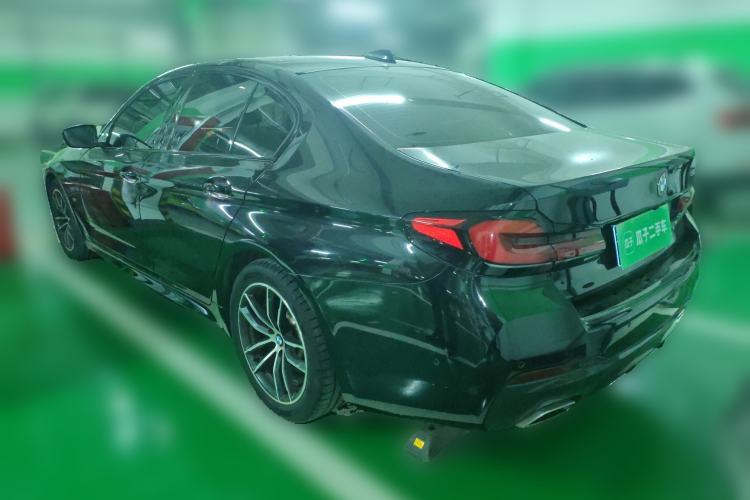 Used BMW 5 Series 2022 525i M Sport Package Rear Left 45 Deg